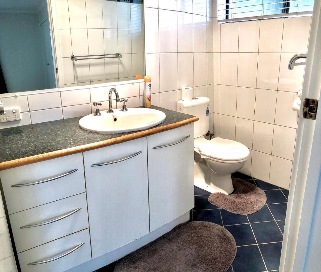 Beach House Opposite Ocean 4 Bed 2 Bathroom With Pool Geraldton Esterno foto