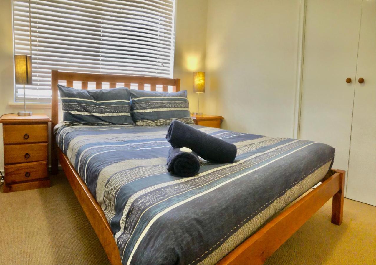 Beach House Opposite Ocean 4 Bed 2 Bathroom With Pool Geraldton Esterno foto